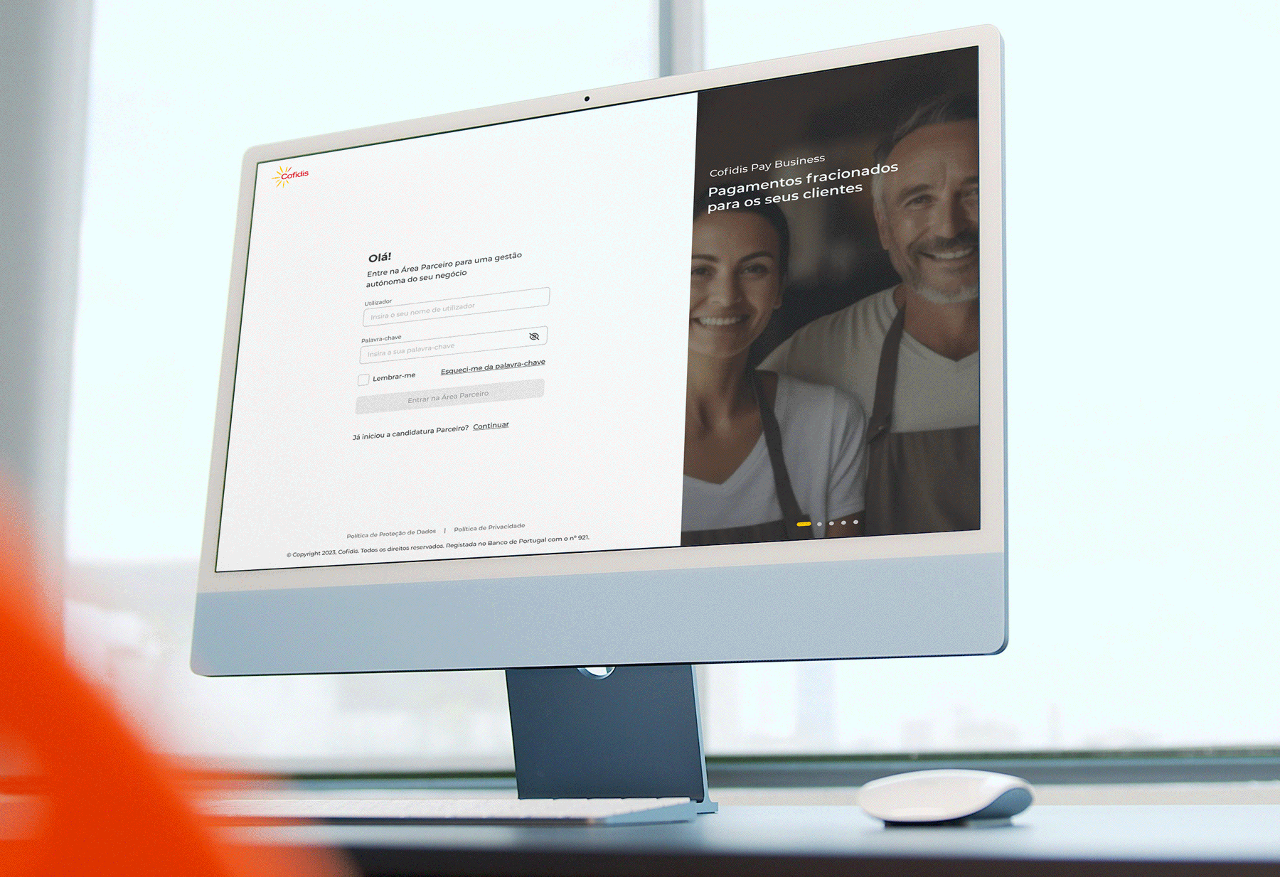 Animation showcasing the Splink's website navigation